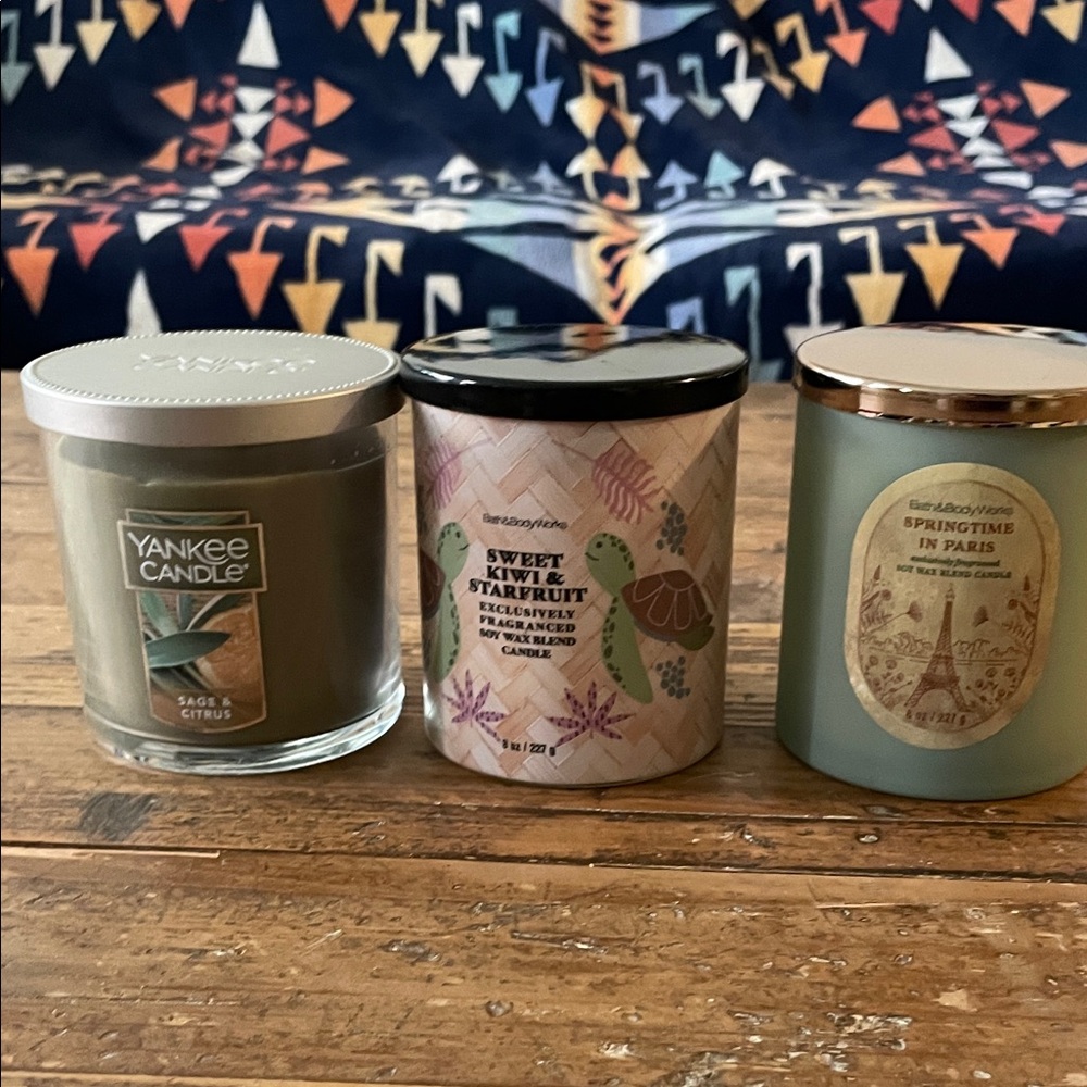 Set of 3 Scented Candles – Bath & Body Works & Yankee Candle